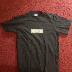 Burberry x Supreme tee Black